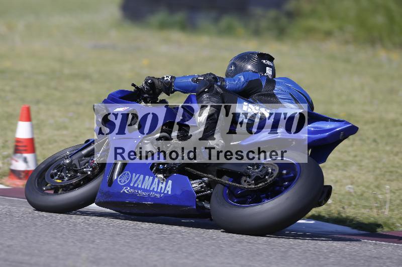 /10 20.04.2026  Pluess Moto Sport ADR/Freies Fahren/1